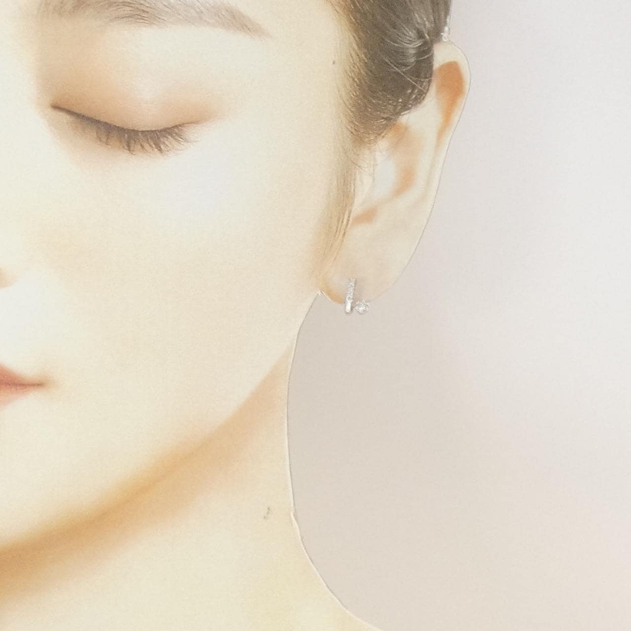 K18WG ダイヤモンド ピアス 0.21CT
