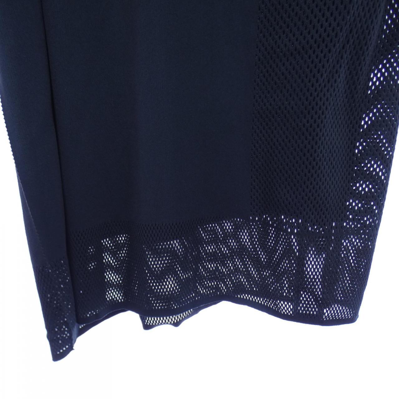 百褶PLEATS PLEASE褲子