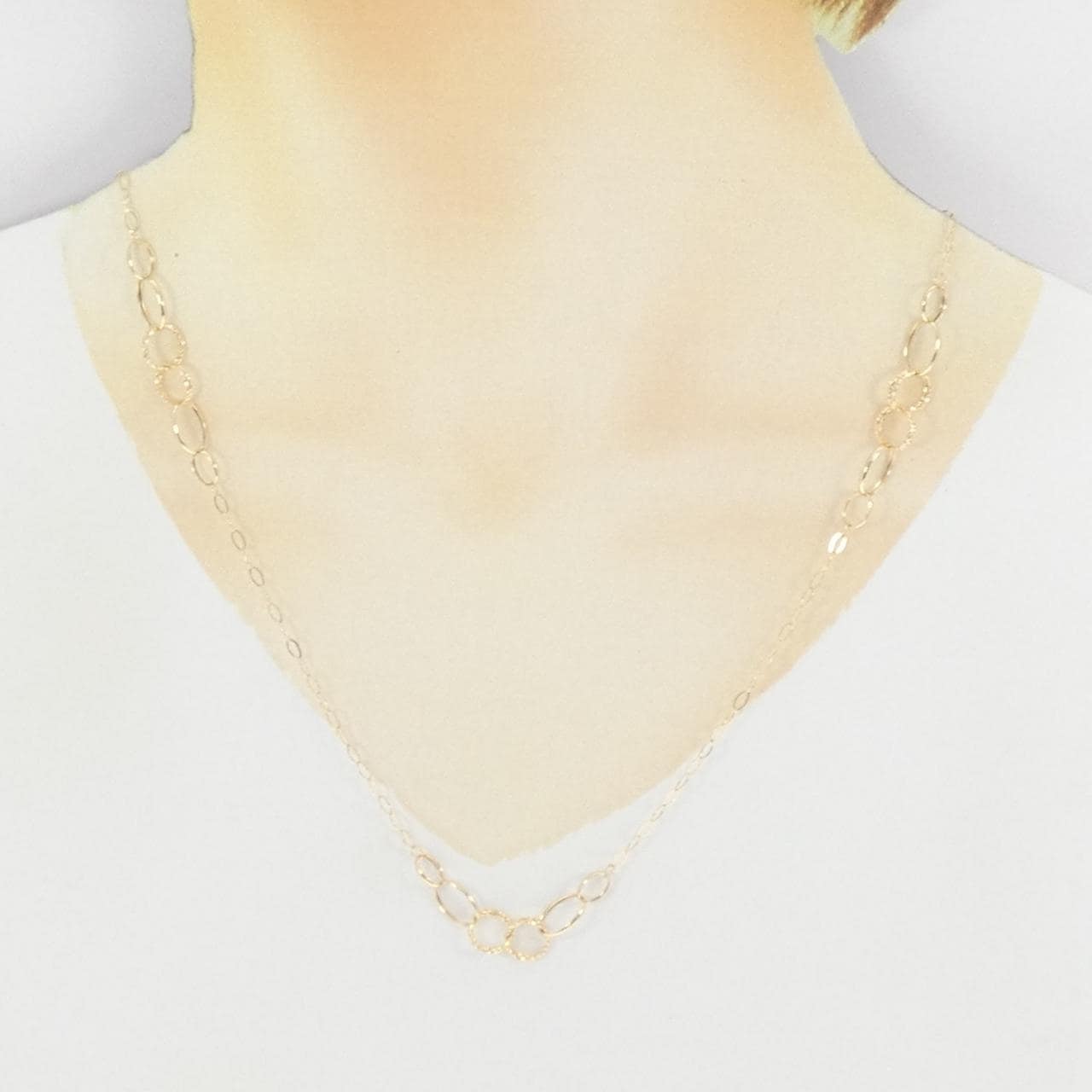 K18YG necklace