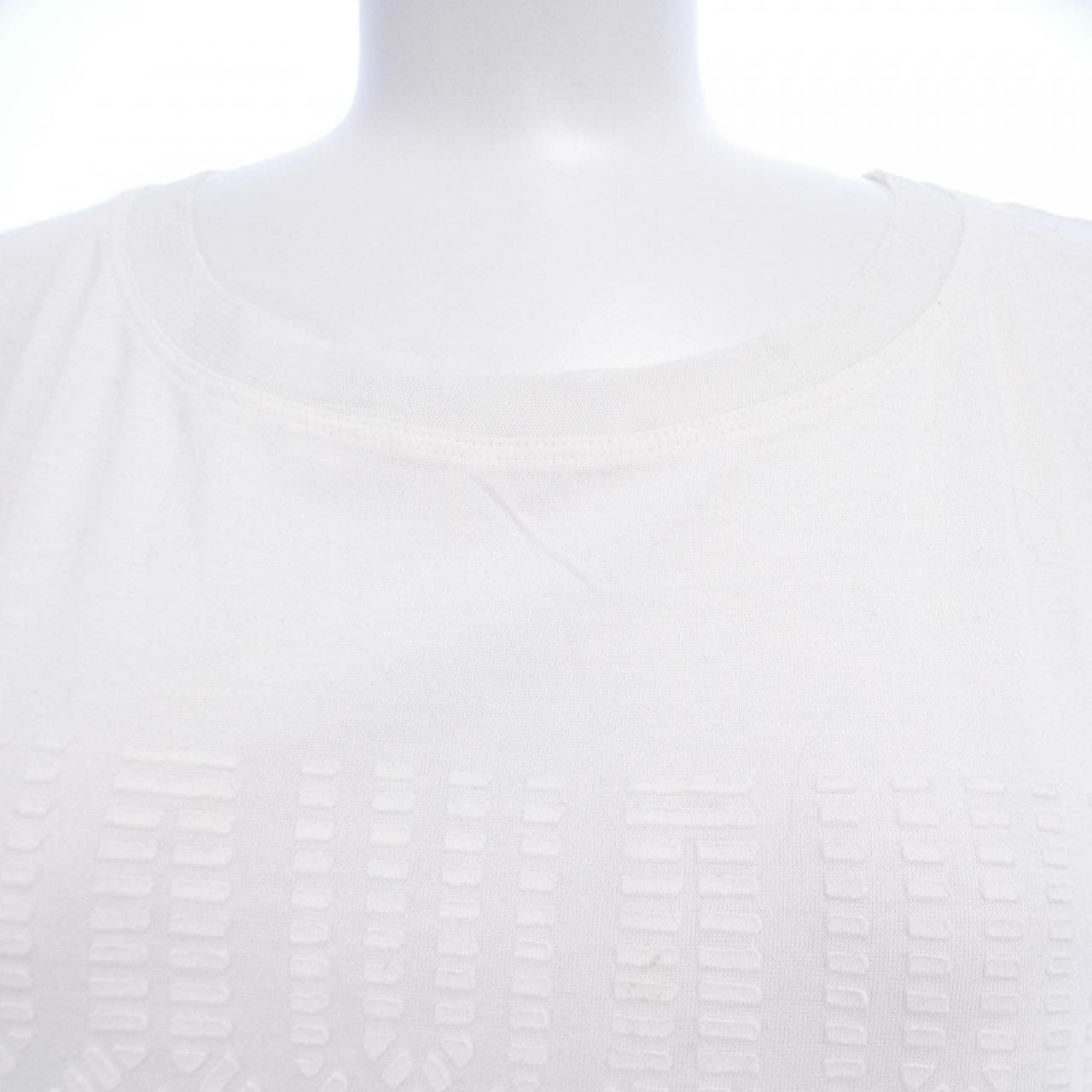 ヒロココシノ HIROKO KOSHINO トップス