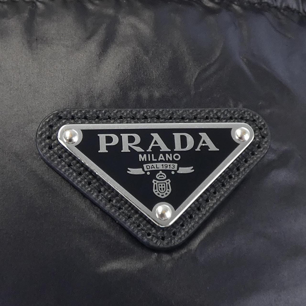 プラダ PRADA ダウンジャケット