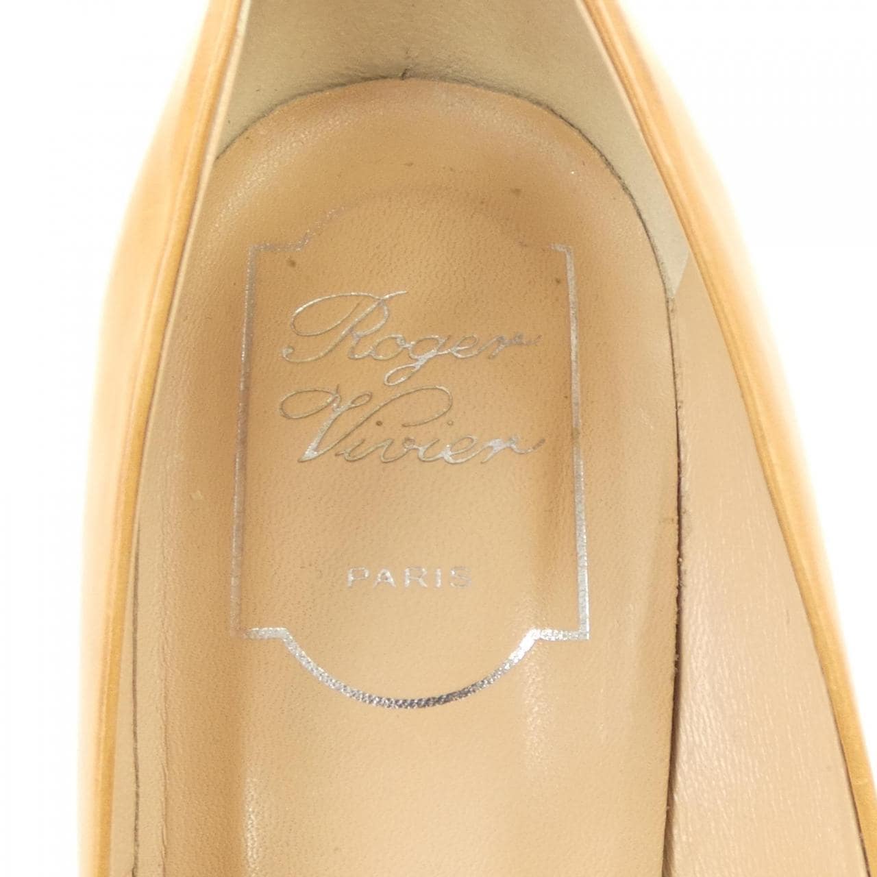 ROGER VIVIER VIVIER 泵