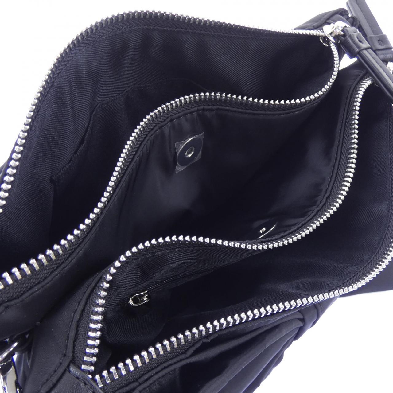 トゥービーシック TO BE CHIC BAG
