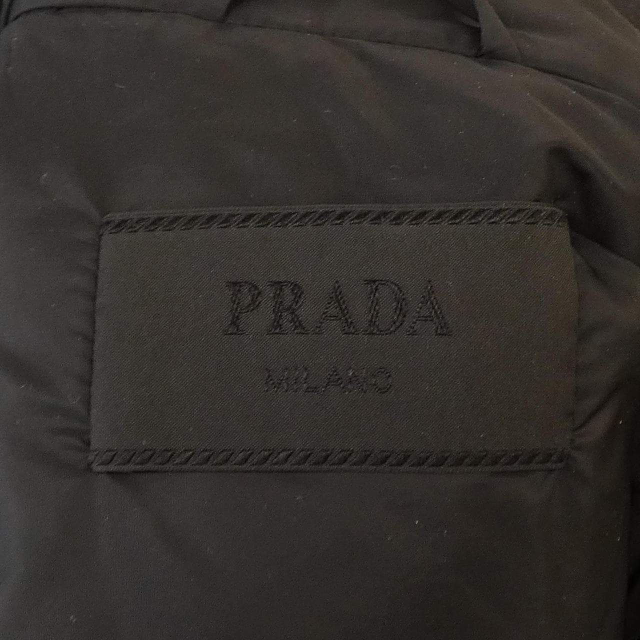 プラダ PRADA トライアングルロゴ SGY091 R132 Q04 ダウンジャケット