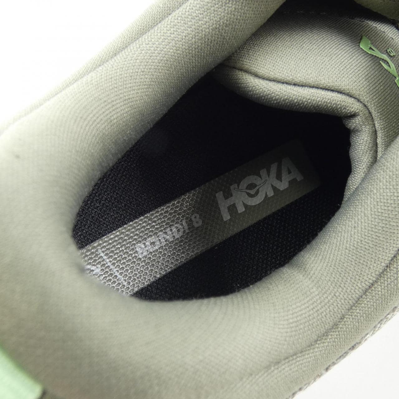 HOKA ONE ONE运动鞋