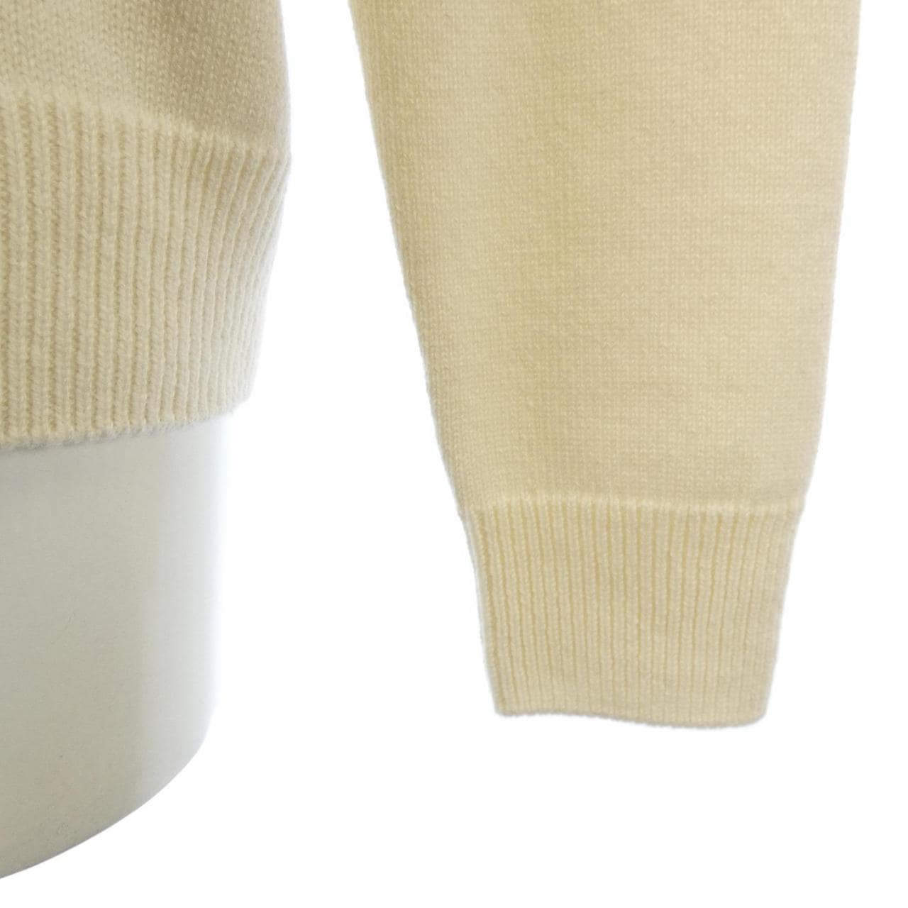 セリーヌ CELINE TRIOMPHE EMBROIDERY RY02N317V ニット