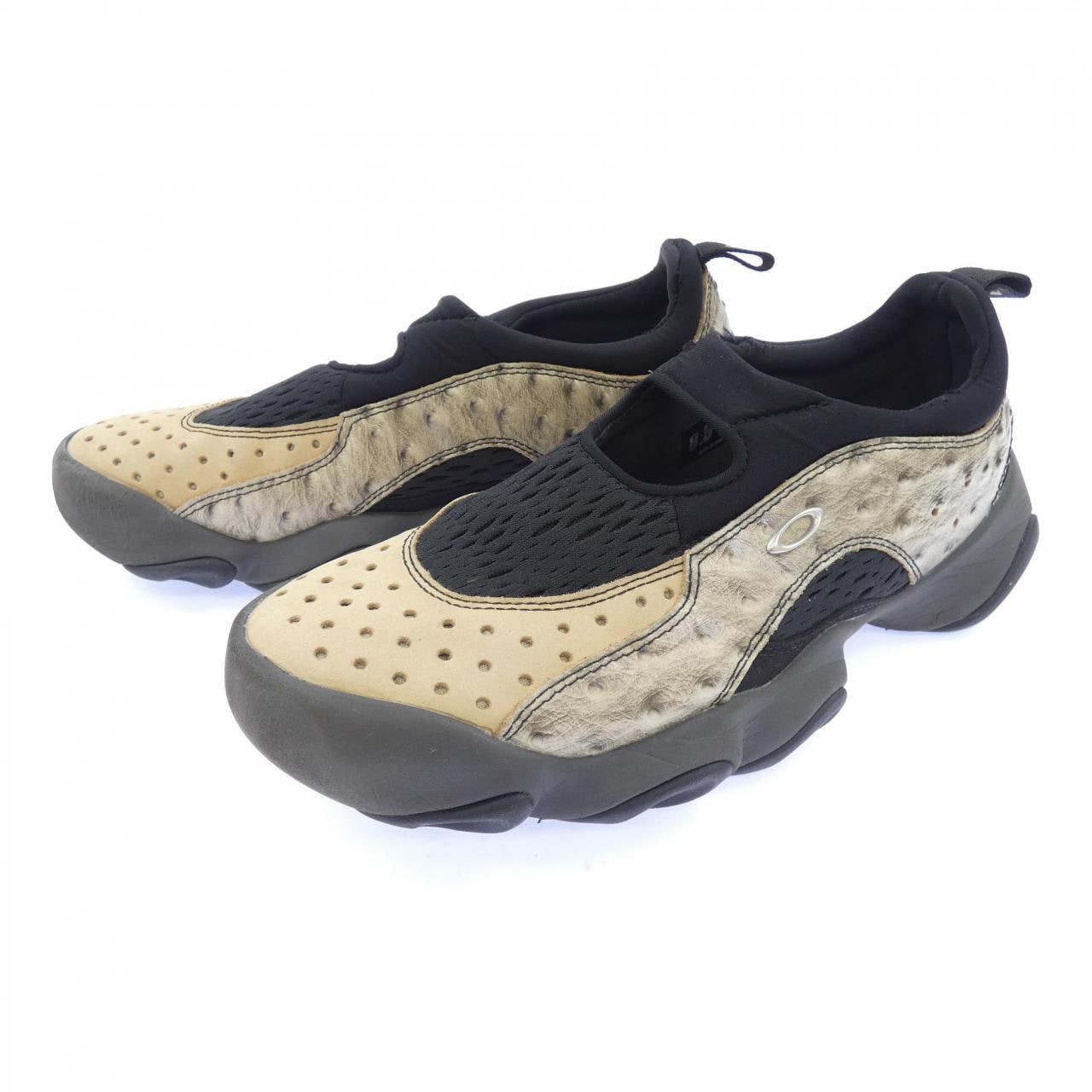 オークリー OAKLEY Ortholite スニーカー