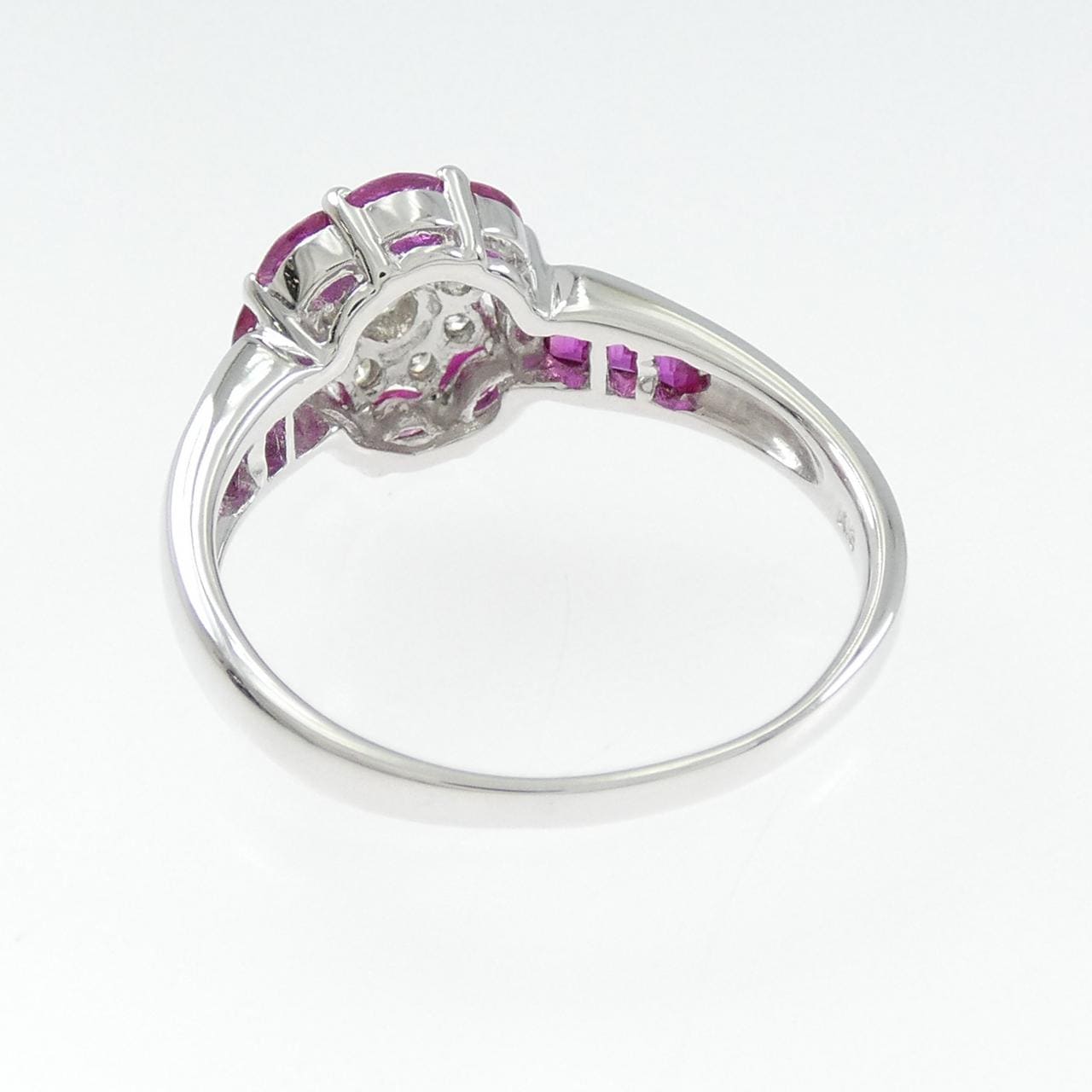 K18WG ルビー リング 1.11CT