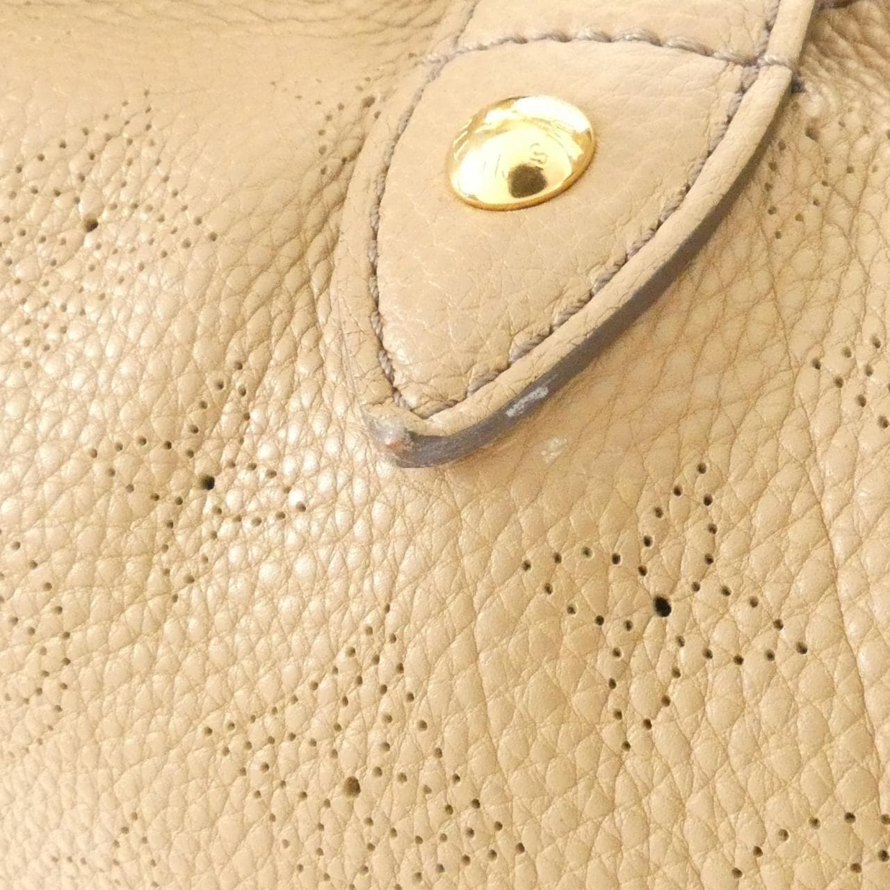 ルイヴィトン マヒナ L M93819 ショルダーバッグ