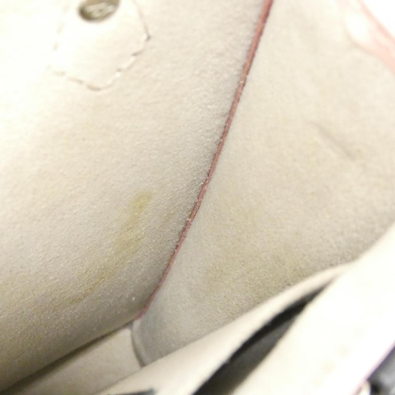 ルイヴィトン エピ プティット サック プラ M69575 ショルダーバッグ