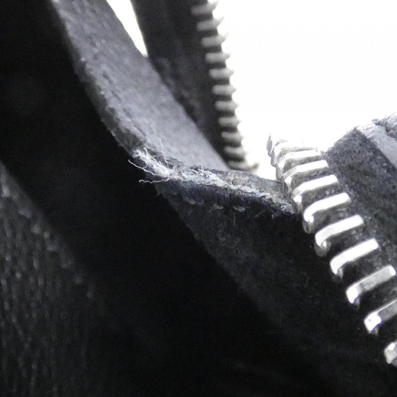 サンローラン ベイビー カバス モノグラム 635358 B680E バッグ