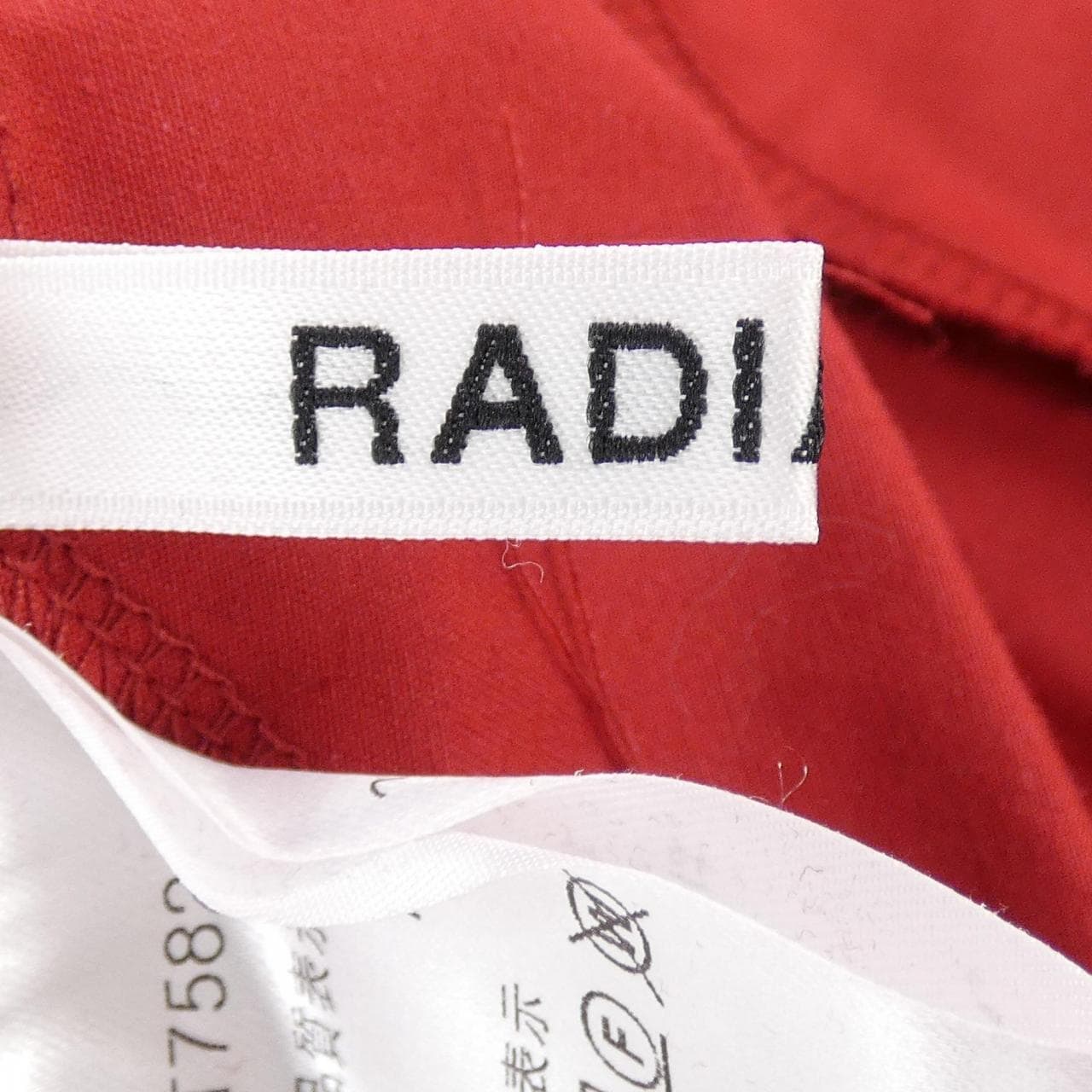 ラディエイト RADIATE スカート