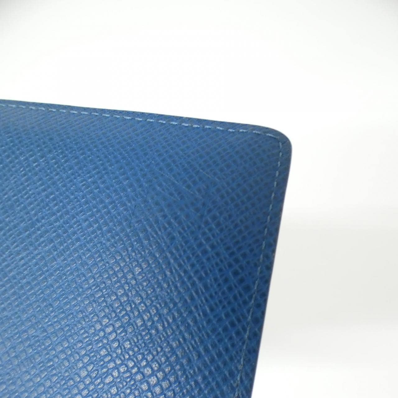 LOUIS VUITTON Taiga Portefeuille Brazza M32815 钱包