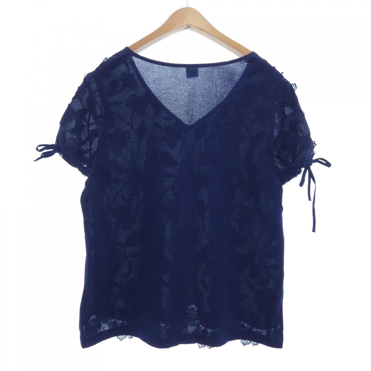 OSCALITO トップス