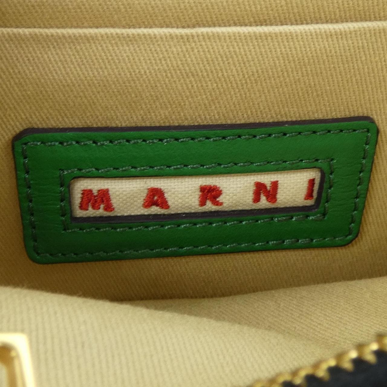 マルニ MARNI TRUNK SOFT SBMP0075Y0 BAG