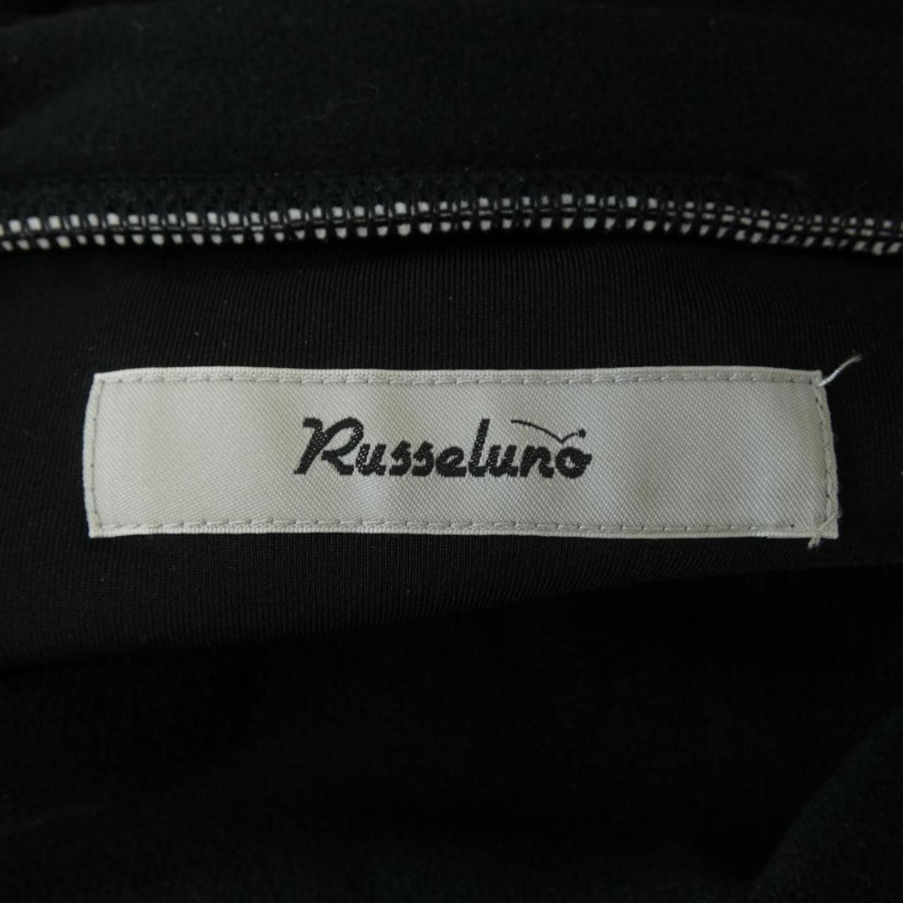 ラッセルノ RUSSELUNO トップス