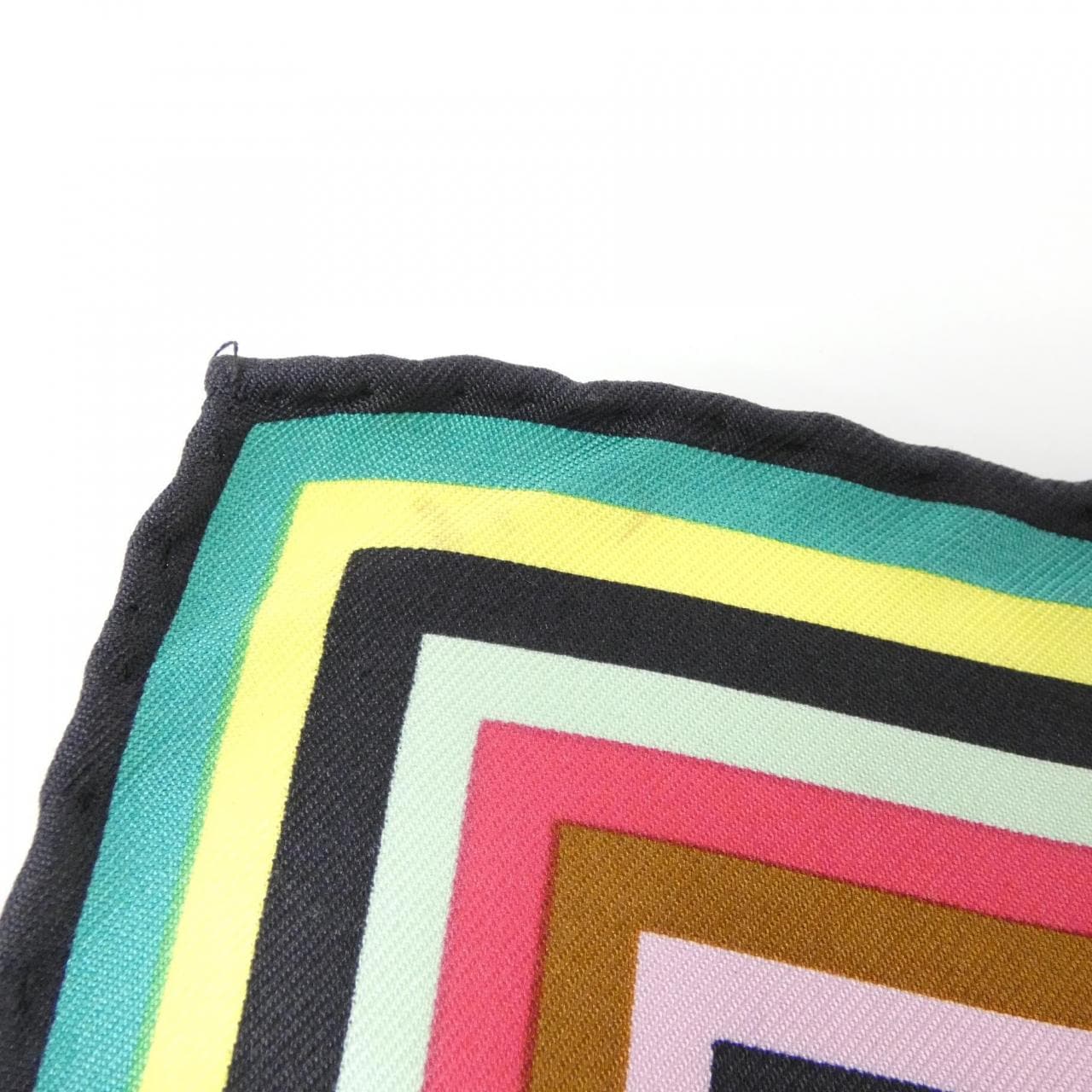 ルイヴィトン マルチカラー スカーフ アイ ラブ モノグラム M71916 スカーフ