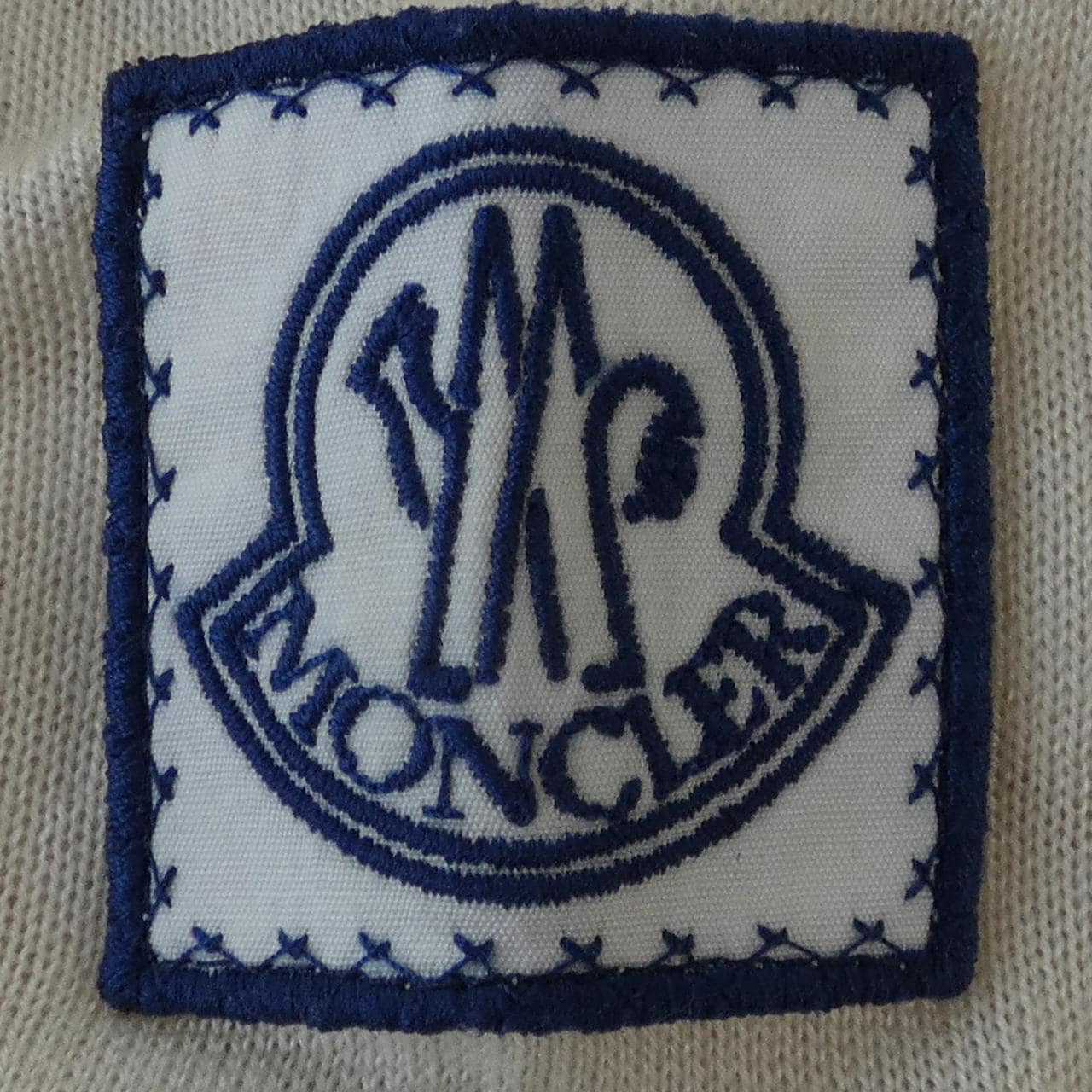 モンクレールガムブルー MONCLER GAMMEBLEU カーディガン