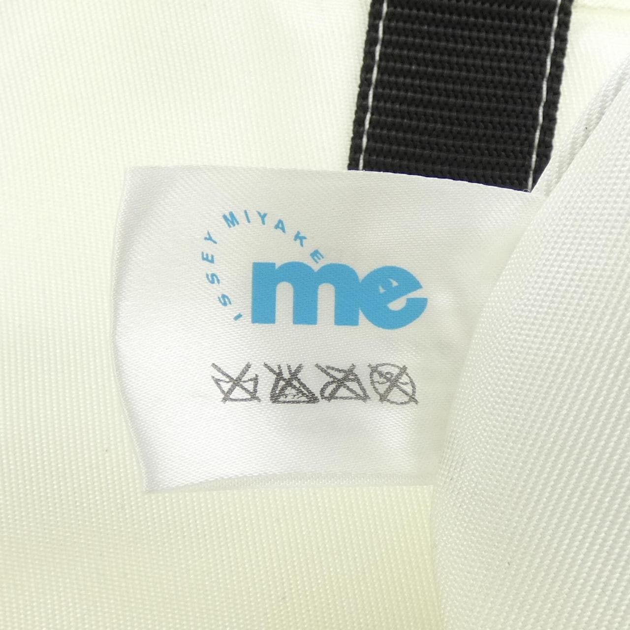 ミーイッセイミヤケ me ISSEY MIYAKE MI34AG471 BAG
