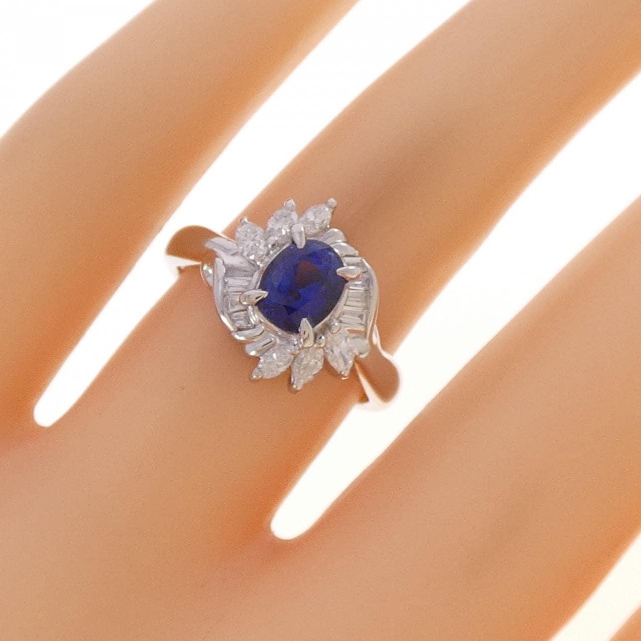 PT900 サファイヤ リング 1.00CT