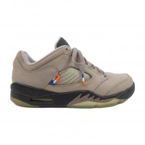 ナイキ ジョーダン NIKE JORDAN スニーカー