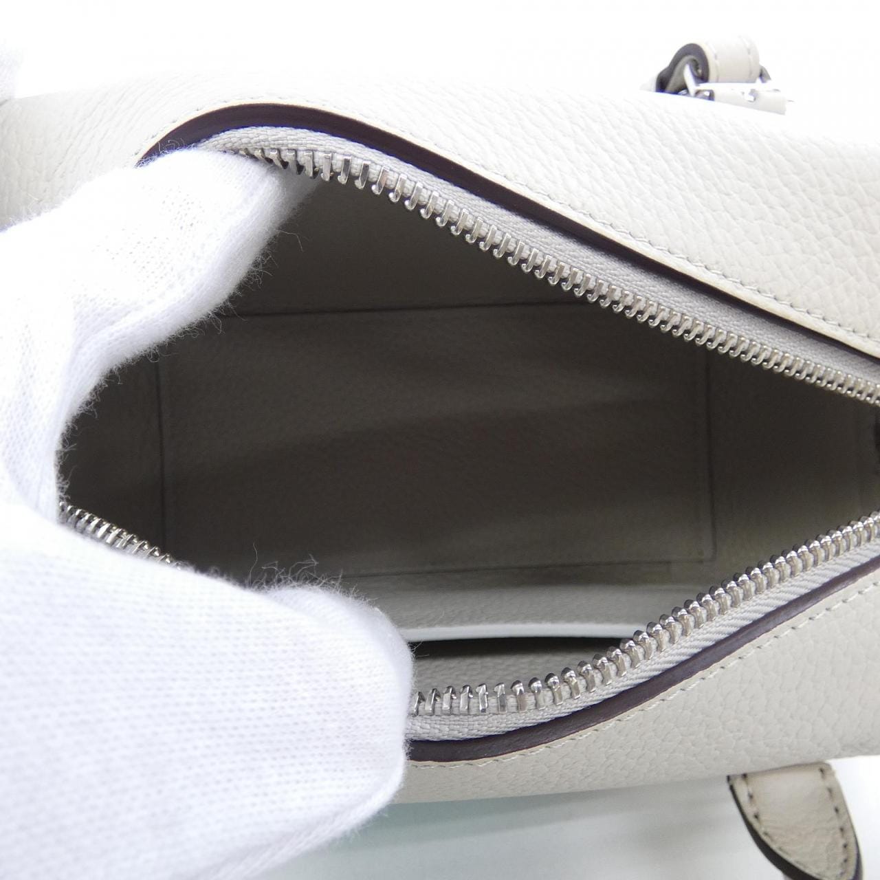 デルボー DELVAUX COOL BOX ORIFLAMME AA0670BUN BAG