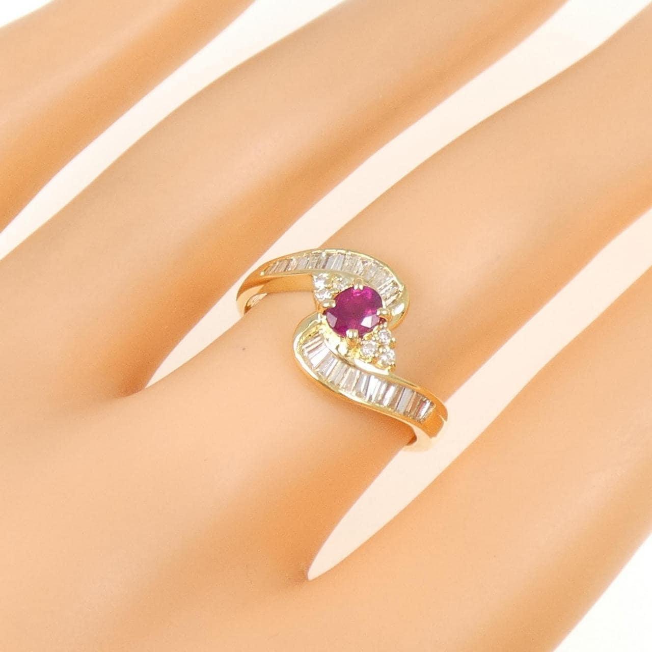 K18YG ruby ring