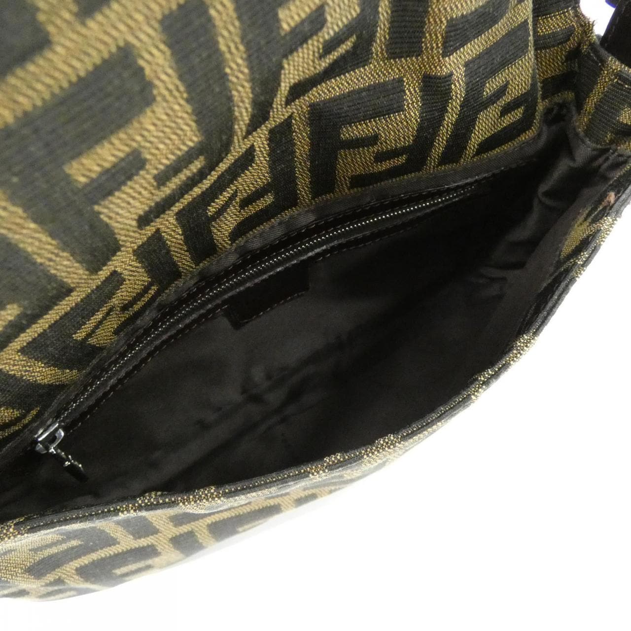 【ヴィンテージ】フェンディ バゲット 26424 ショルダーバッグ