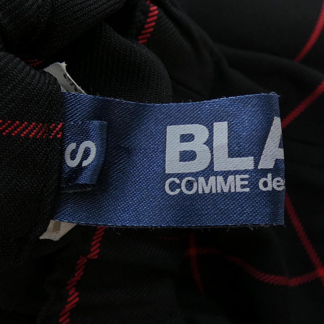 ブラックコムデギャルソン BLACK COMME des GARCONS 1L-S001 スカート