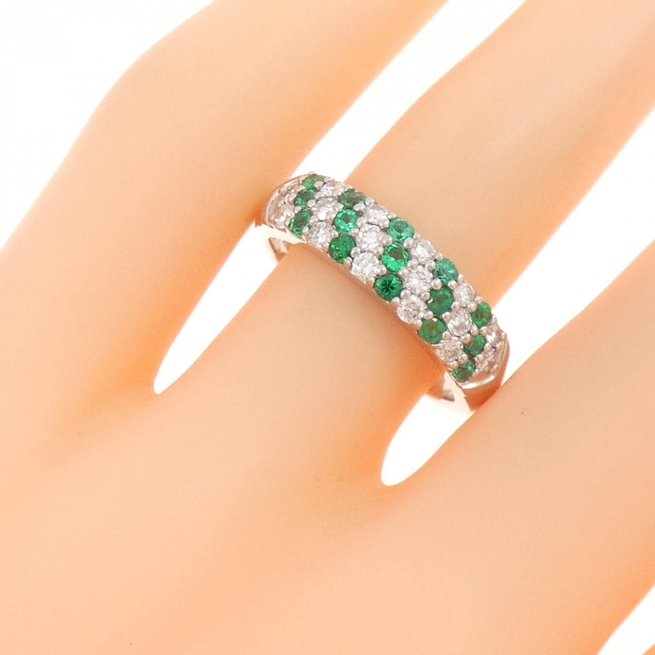 PT900 エメラルド リング 0.33CT