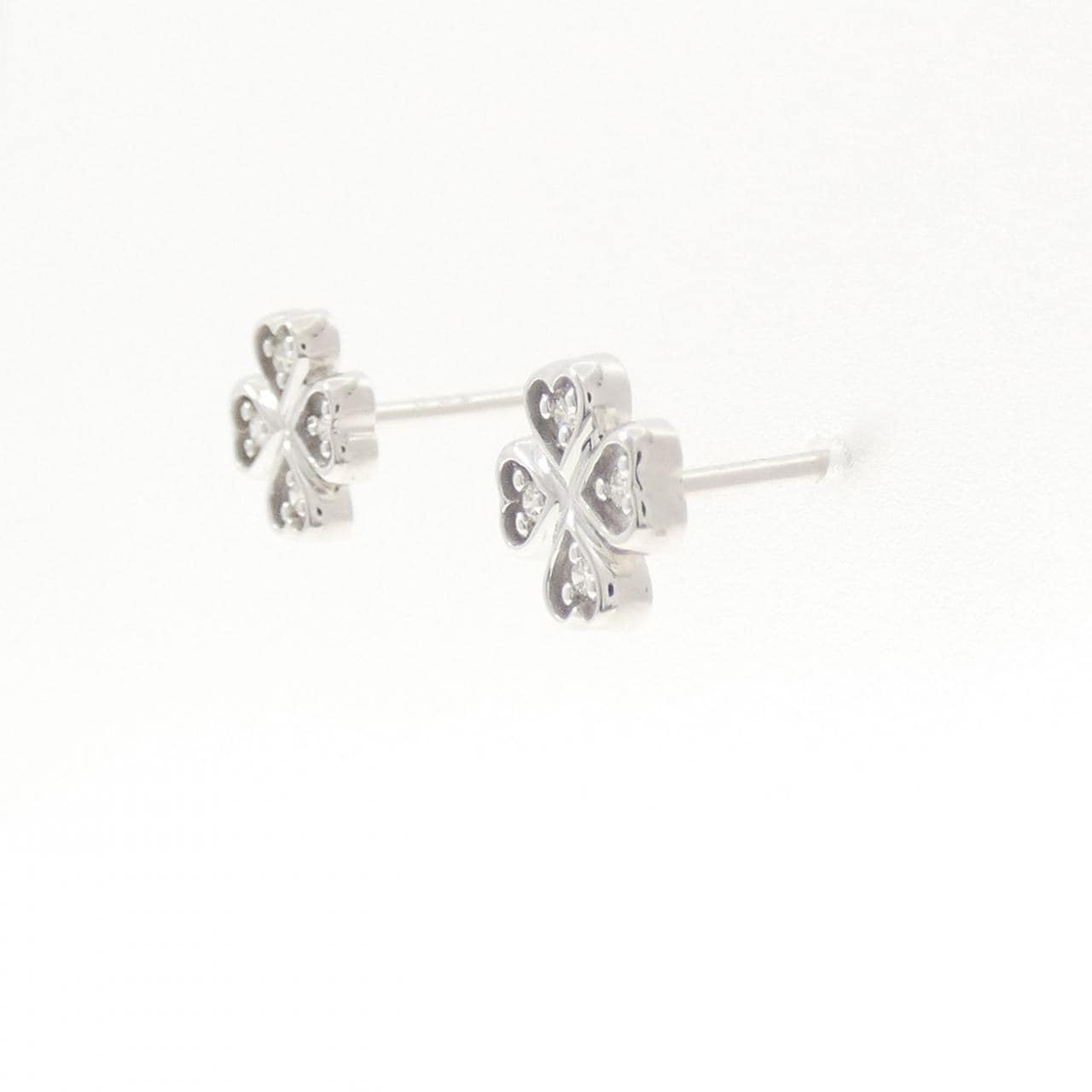K18WG クローバー ダイヤモンド ピアス 0.04CT