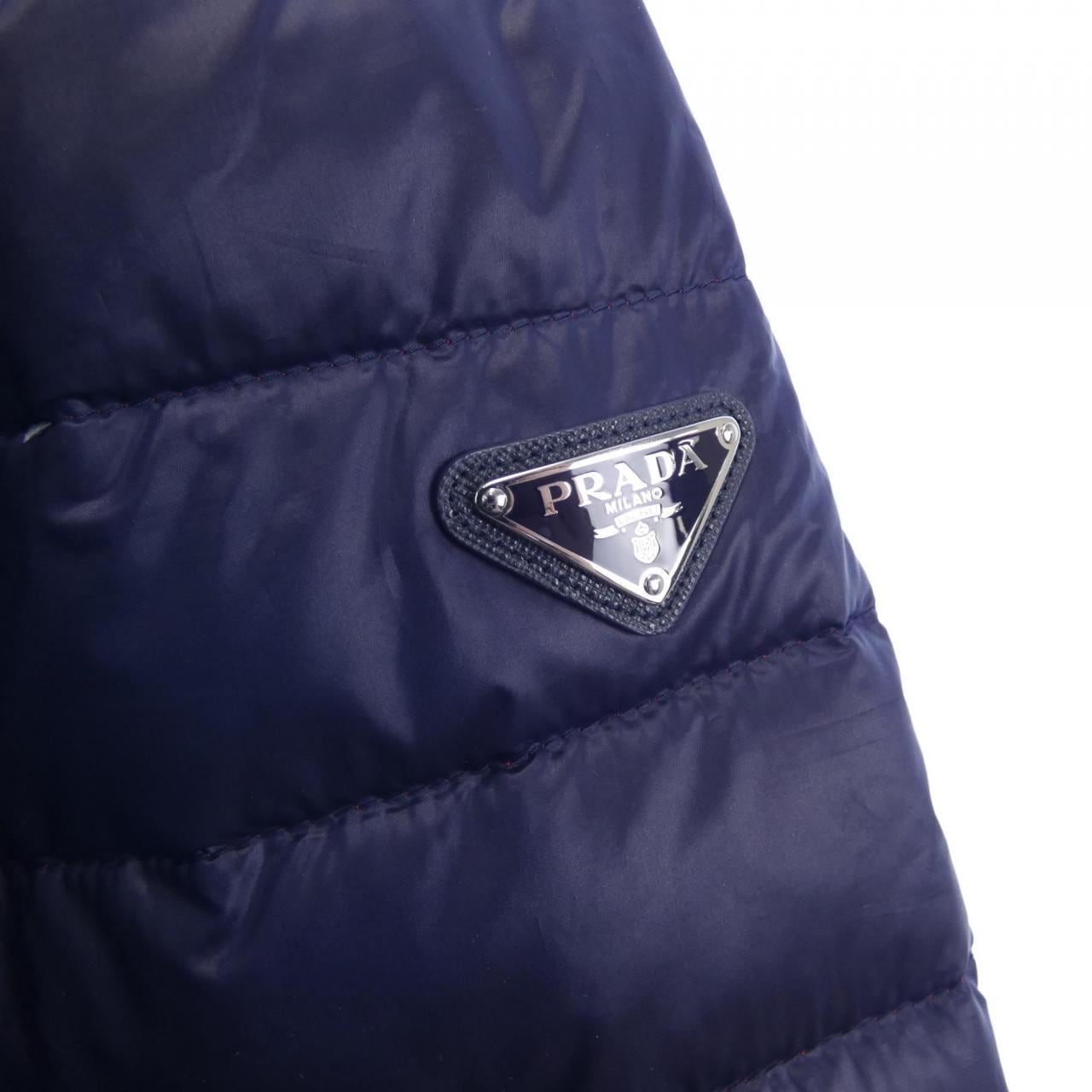 プラダ PRADA ダウンジャケット