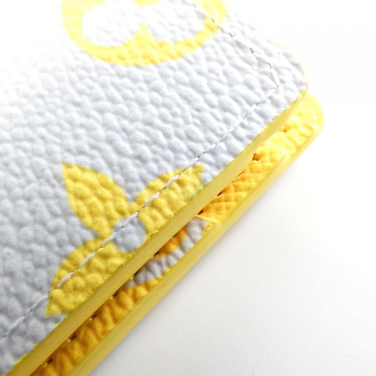 ルイヴィトン モノグラム グロウ ポルトフォイユ ミュルティプル M14694 札入れ