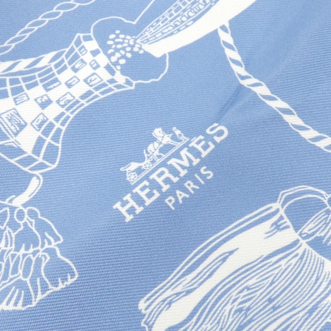 HERMES maxi twilly cut scarf