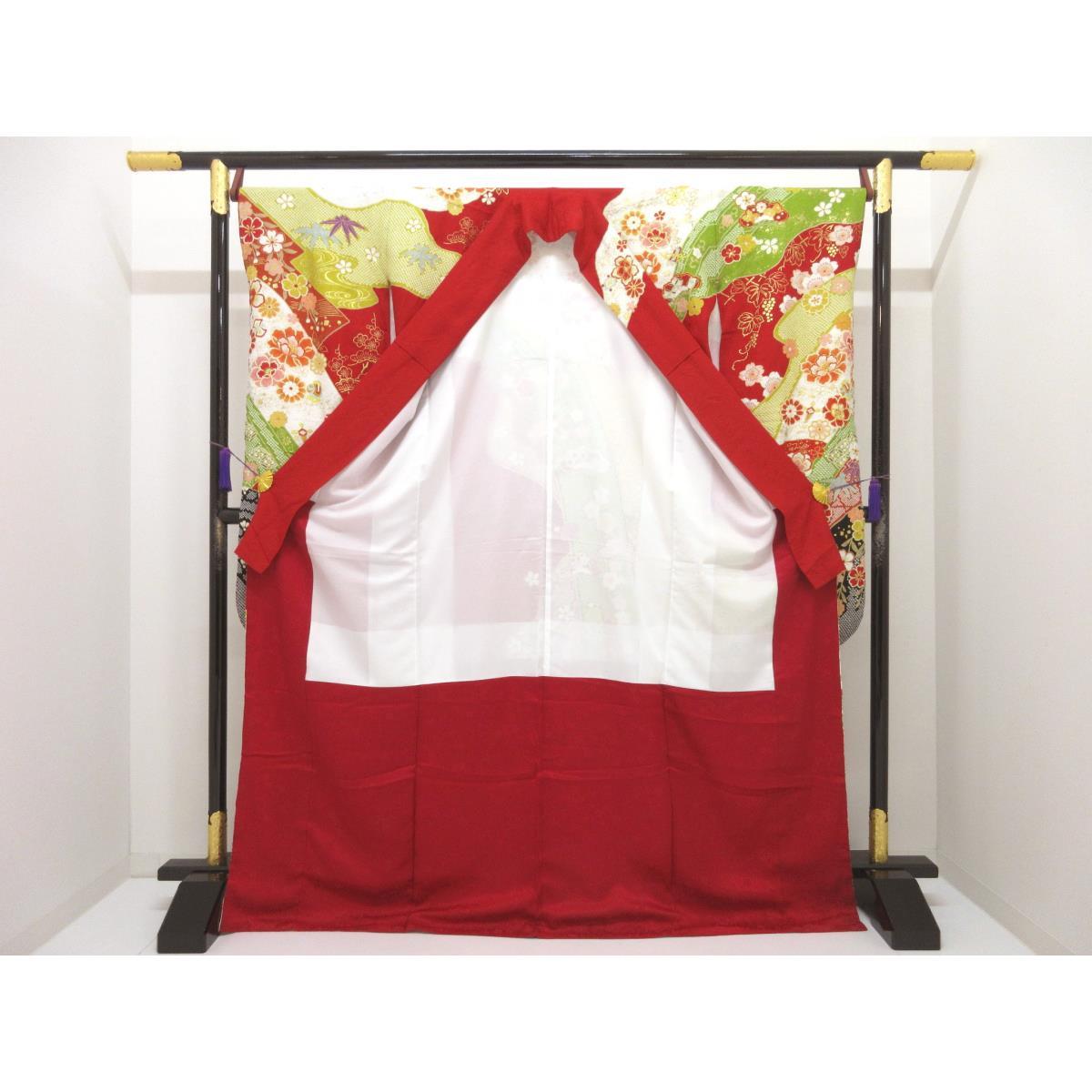 振袖　友禅金彩加工　刺繍入り絞り入り