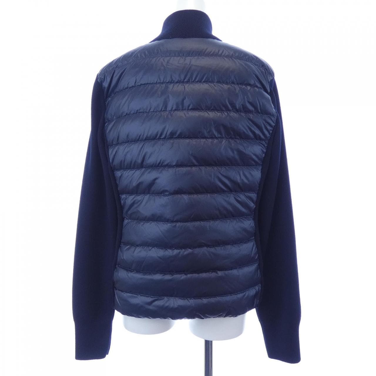 【新品】モンクレール MONCLER K20939B00023 ダウンジャケット