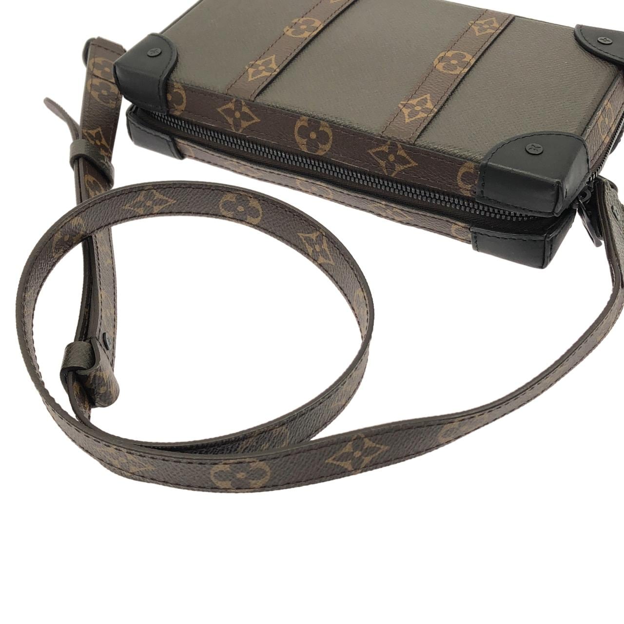 ルイヴィトン モノグラム＋タイガ ソフト トランク ウォレット M30697 ショルダーバッグ