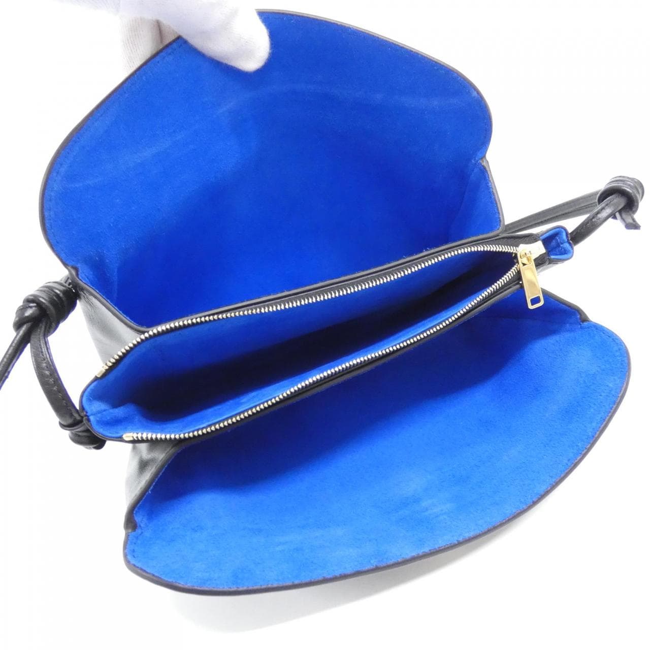 【新品】セリーヌ トリオ フラップ 10P862O86 ショルダーバッグ