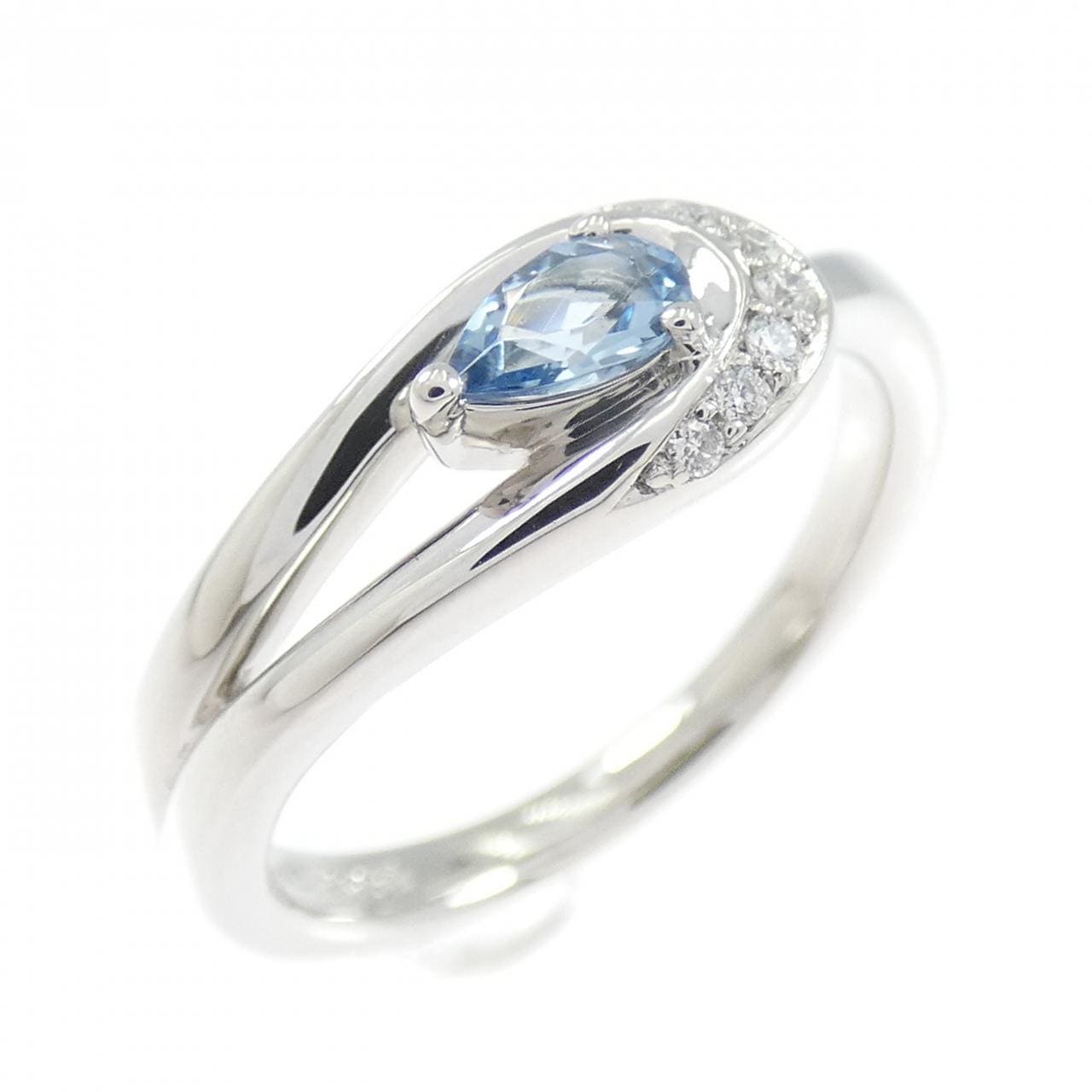 4゜C アクアマリン リング 0.132CT