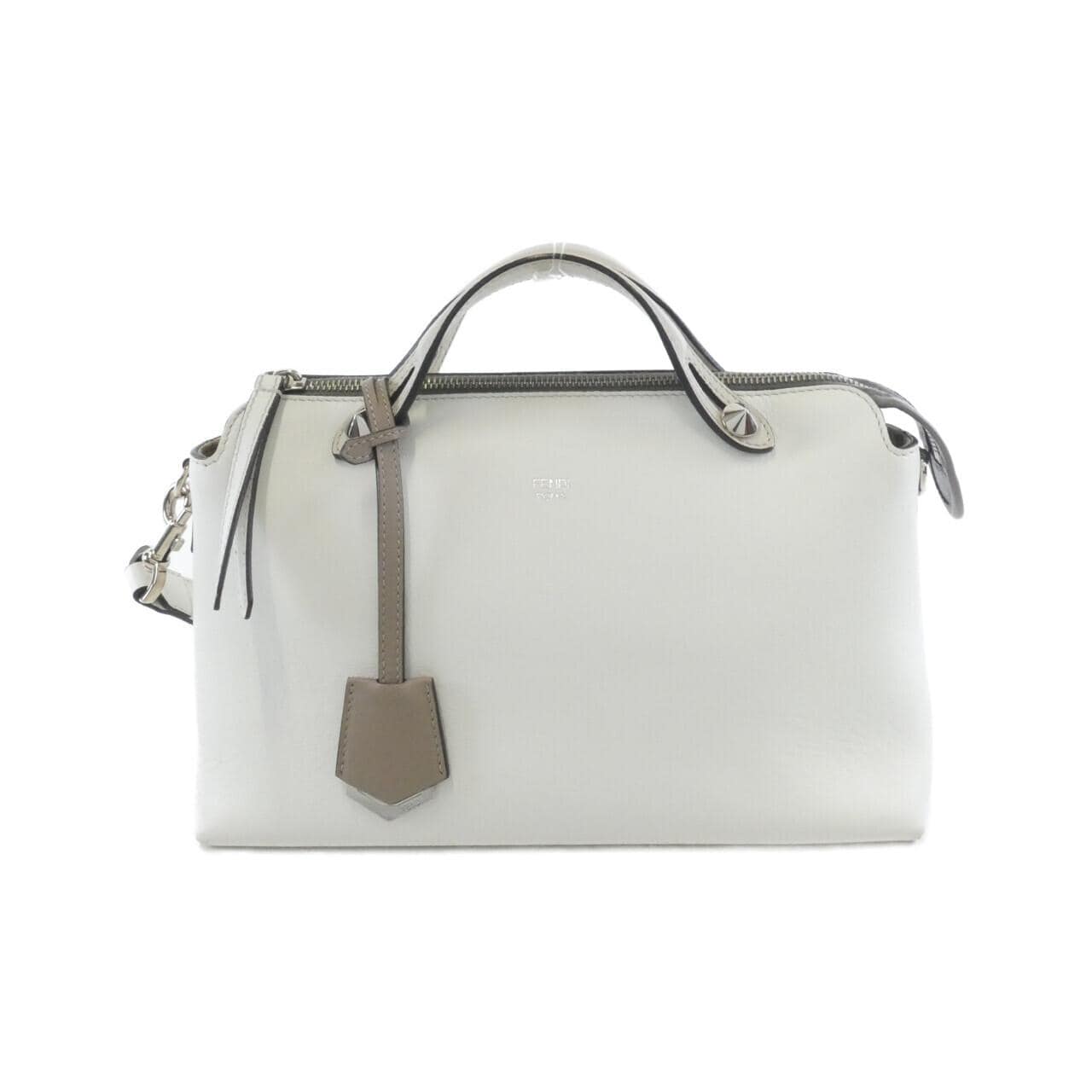 フェンディ バイ ザ ウェイ 8BL124 Z1D バッグ