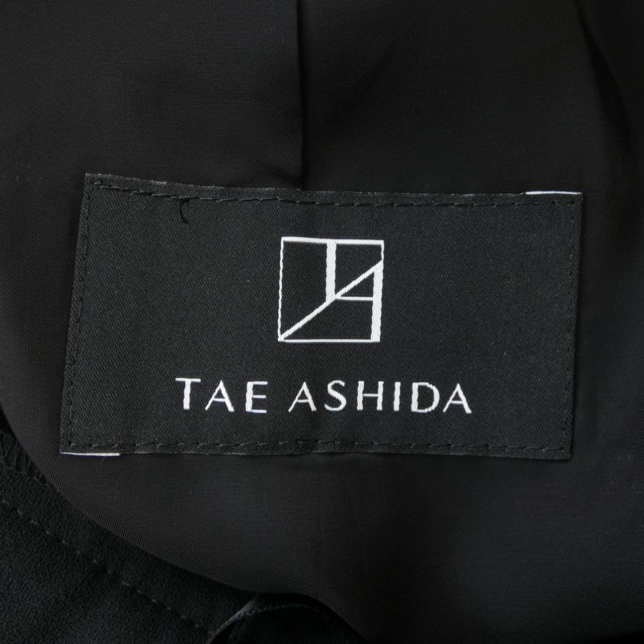 タエアシダ TAE ASHIDA TS9751 スカート