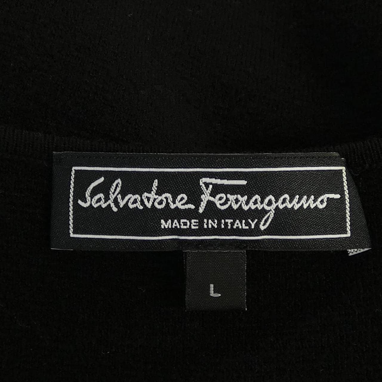 サルヴァトーレフェラガモ SALVATORE FERRAGAMO ワンピース