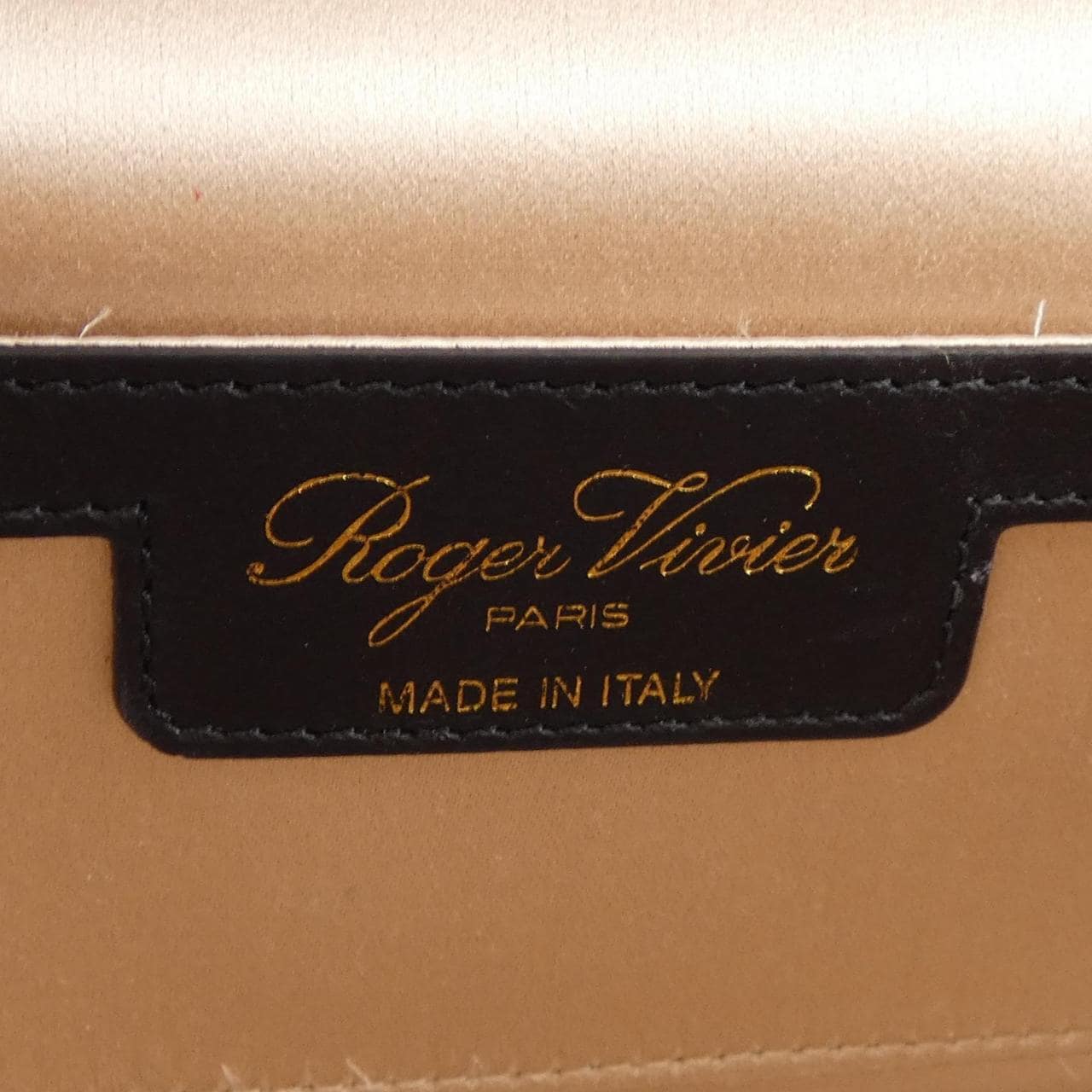 ロジェヴィヴィエ ROGER VIVIER トレヴィヴィエ バニティ BAG