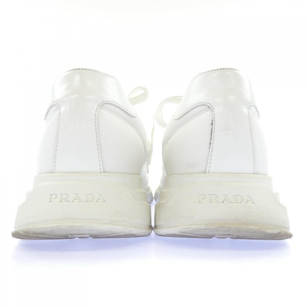 プラダ PRADA ブラッシュドレザースニーカ- 2EE369 トライアングルロゴ スニーカー