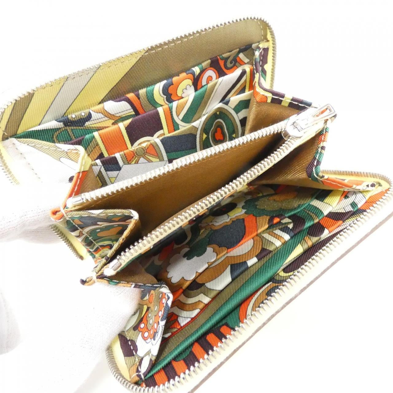 エルメス FAUBOURG RAINBOW シルク イン コンパクト 085877CK 財布