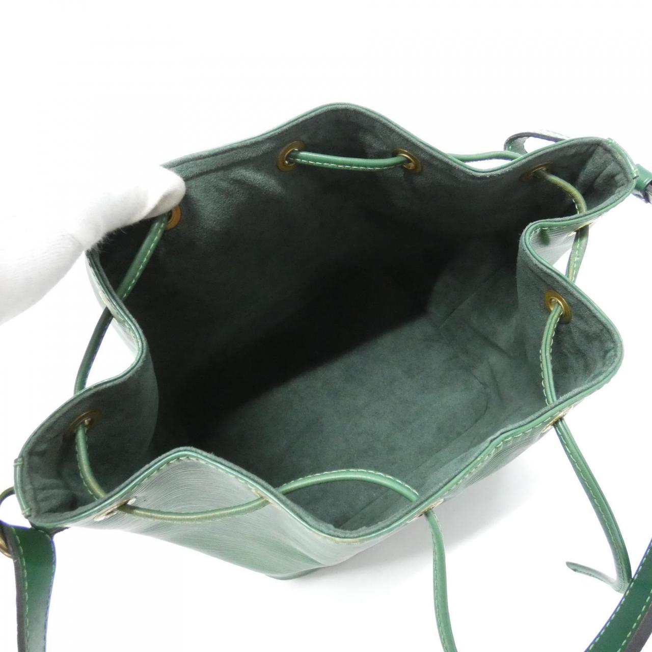 【ヴィンテージ】ルイヴィトン エピ プチ ノエ M44104 ショルダーバッグ