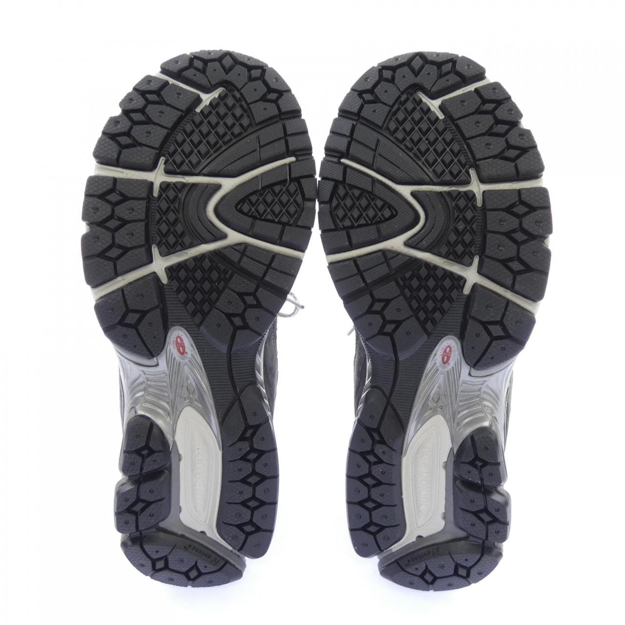 ニューバランス NEW BALANCE U2002RA スニーカー
