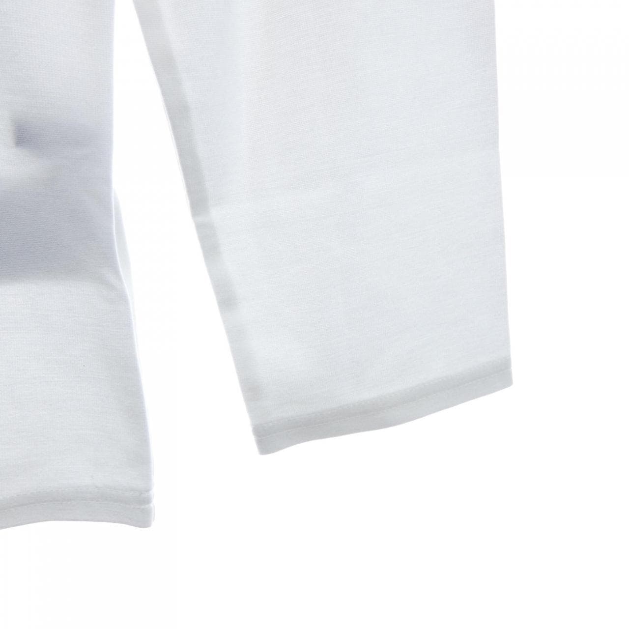 トゥービーシック TO BE CHIC Tシャツ