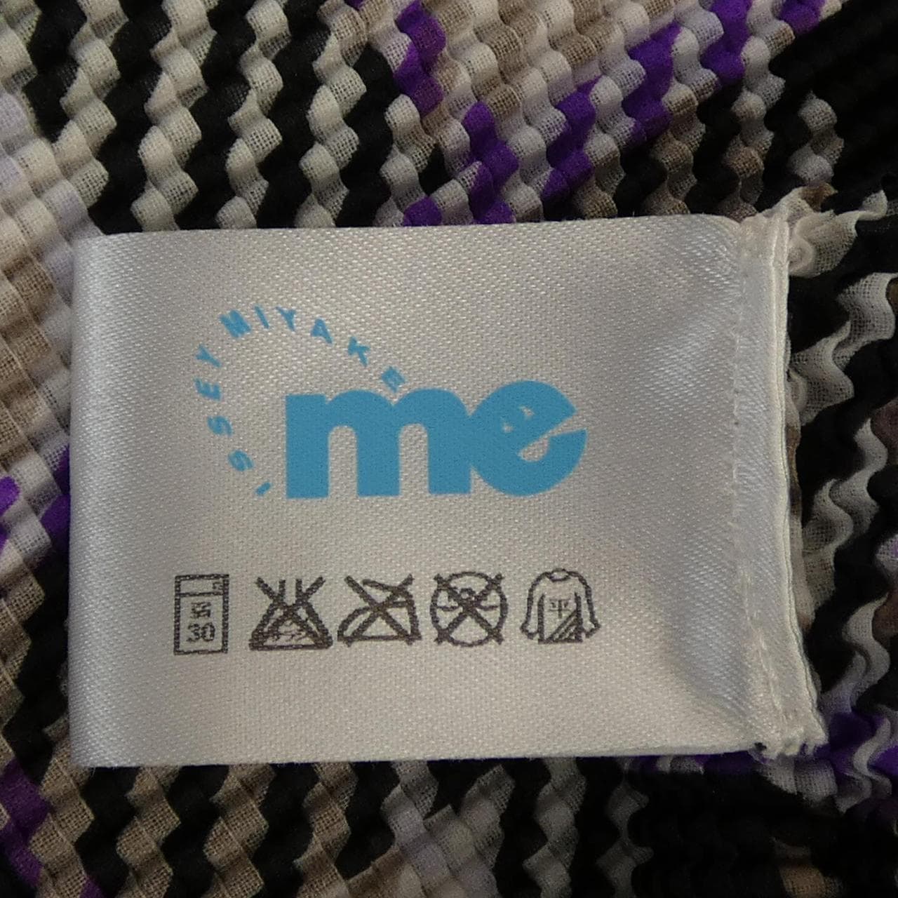 ミーイッセイミヤケ me ISSEY MIYAKE MI43FK236 トップス