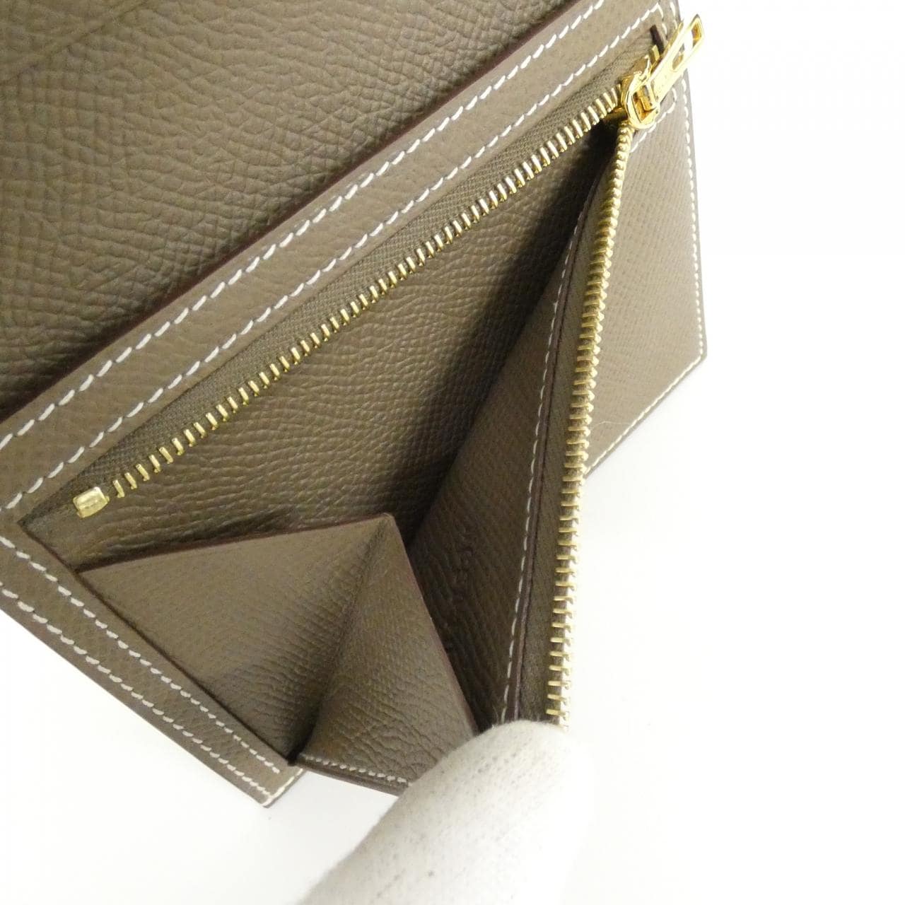 【未使用品】エルメス ベアン コンパクト 039790CC 財布